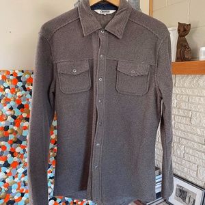 Mtn Khakie Long Sleeve Button Up